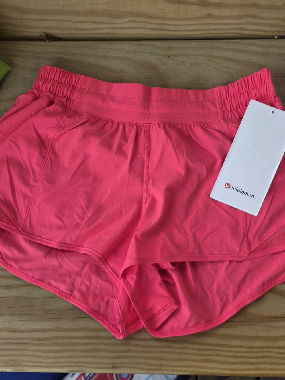 NWT Lululemon Hotty Hot Shorts Size 8